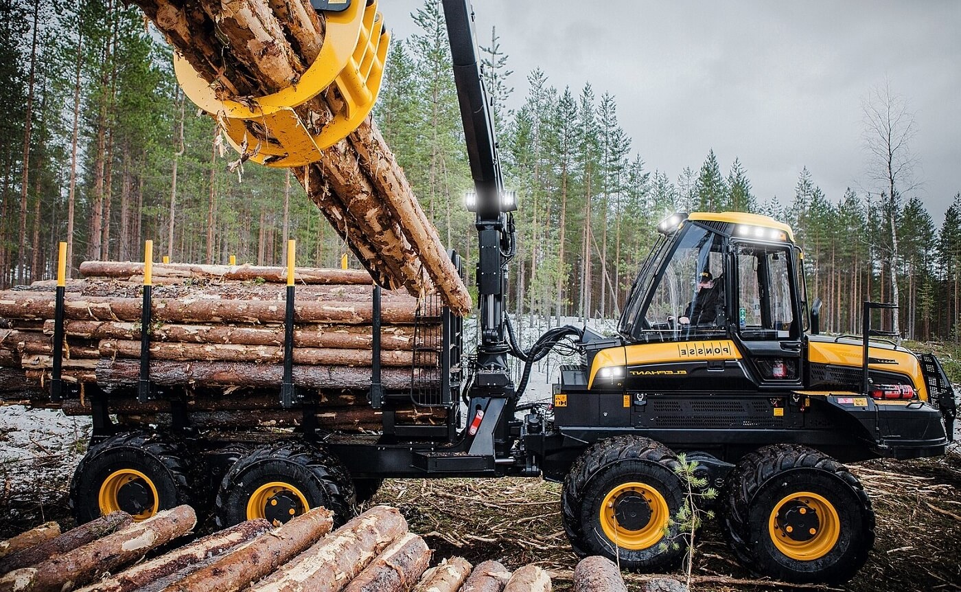 Спецтехника в лесозаготовке
